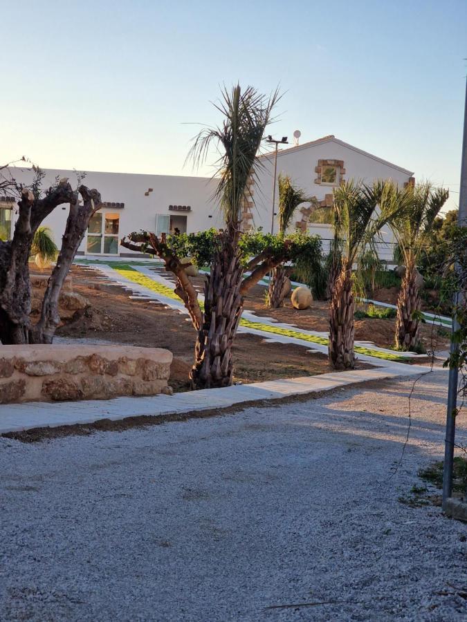 Bed & Breakfast Eden, *